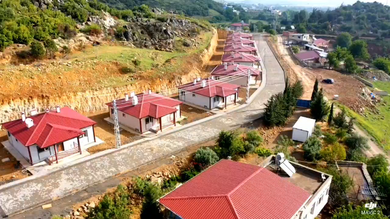 Yapımı Devam Eden ve Tamamlanan Kırsal Deprem Konutlarımızdan Görüntüler