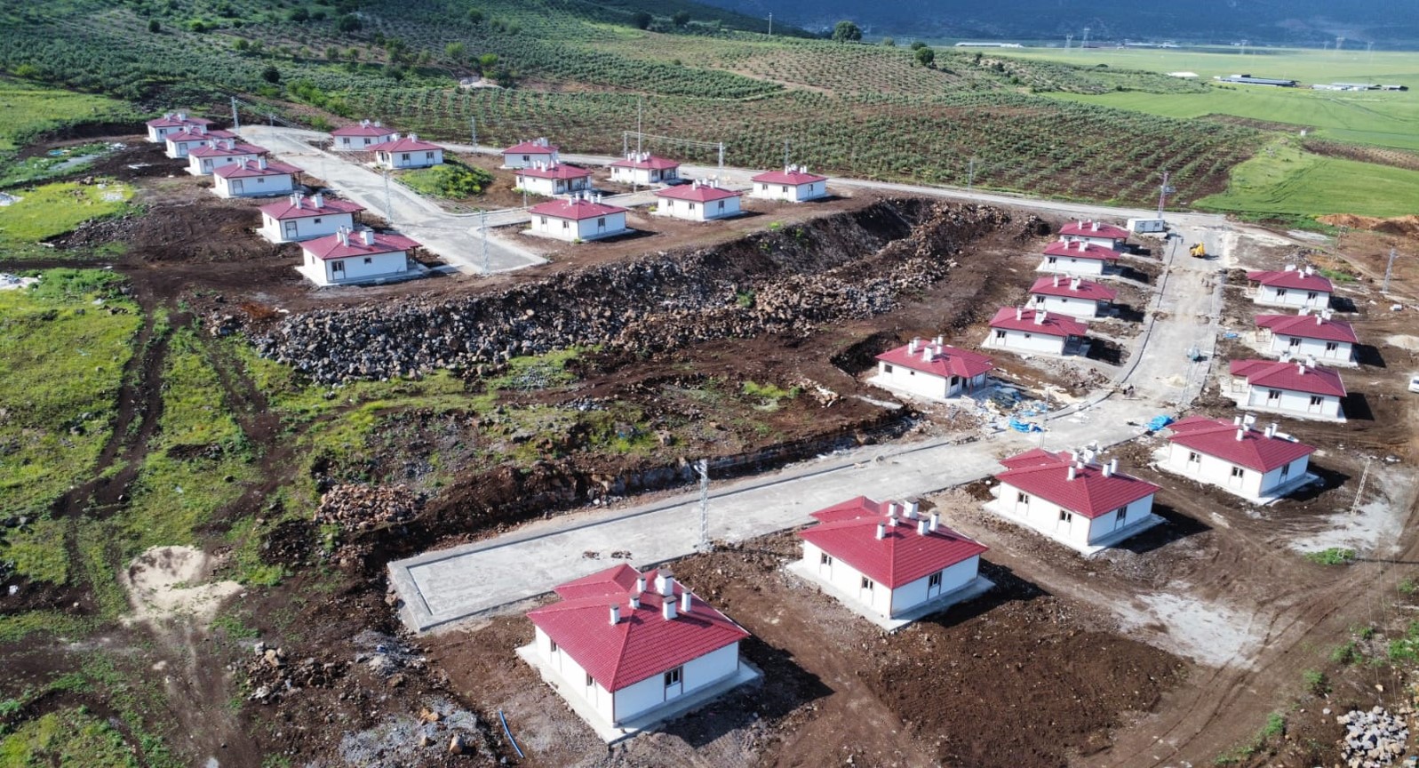 Yapımı Devam Eden ve Tamamlanan Kırsal Deprem Konutlarımızdan Görüntüler