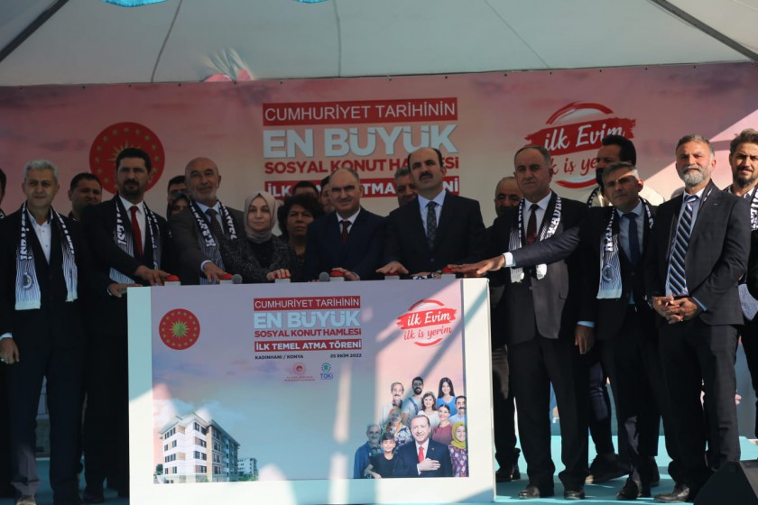 Cumhuriyet Tarihinin En Büyük Sosyal Konut Projesi İlk Temel Atma Töreni