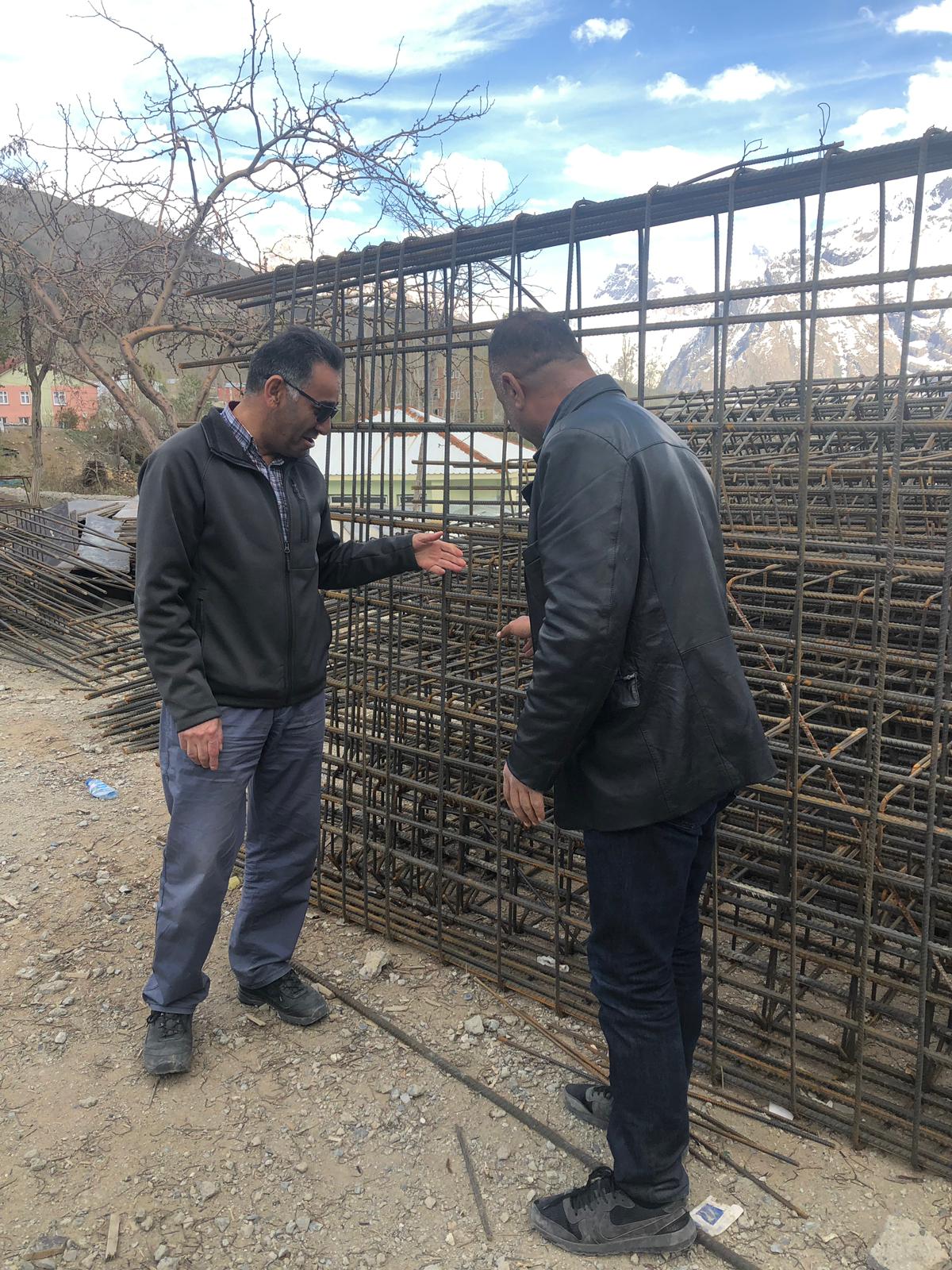 Hakkari İli Merkez İlçesinde yapımı devam eden SPK İlköğretim Okulu İnşaat İncelemeleri