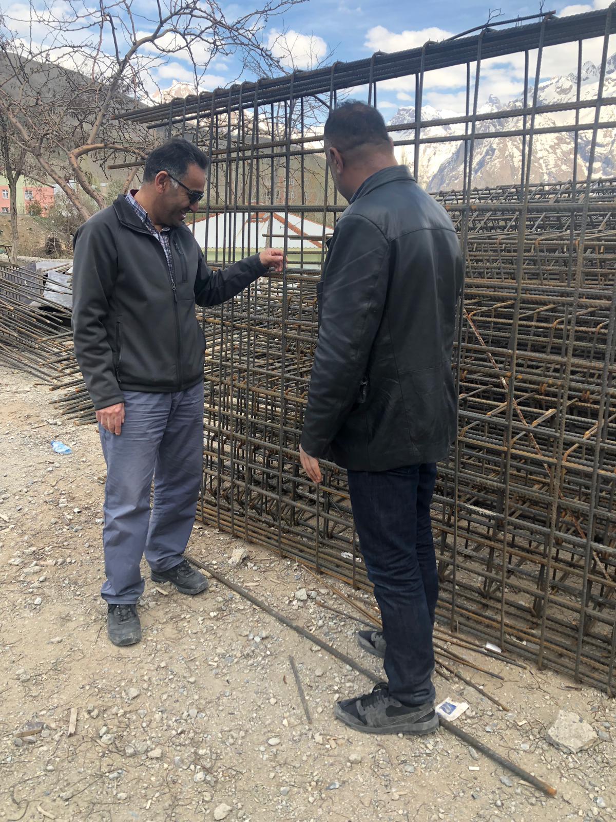 Hakkari İli Merkez İlçesinde yapımı devam eden SPK İlköğretim Okulu İnşaat İncelemeleri