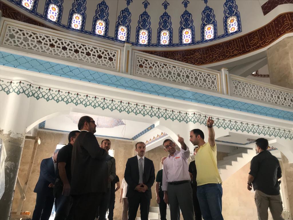 Hakkari İli Merkez İlçesinde yapımı devam eden Ulu Camii İnşaatı İncelemeleri