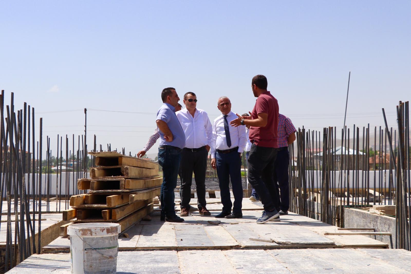 Hakkari İli Yüksekova İlçesinde yapımı devam eden  İnşaat İncelemeleri