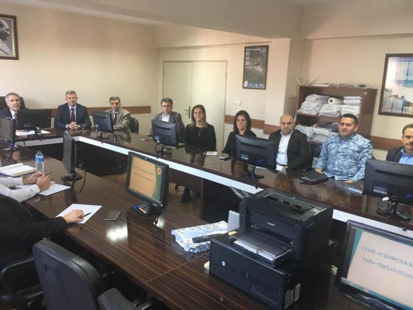İç Denetim Birimi Başkanlığınca Trabzon Çevre ve Şehircilik İl Müdürlüğünde “bürokrasinin azaltılması, iç kontrol ve etik yönetim” konulu toplantı ve seminer düzenlenmiştir.