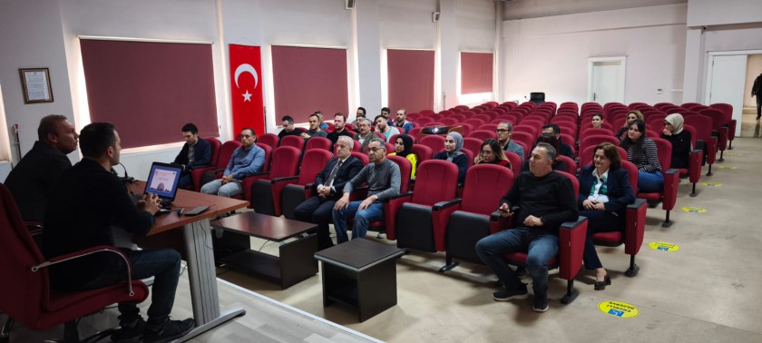 İl Müdürlüğümüz personellerine Sıfır Atık Uygulamaları hakkında seminer verilmiştir.