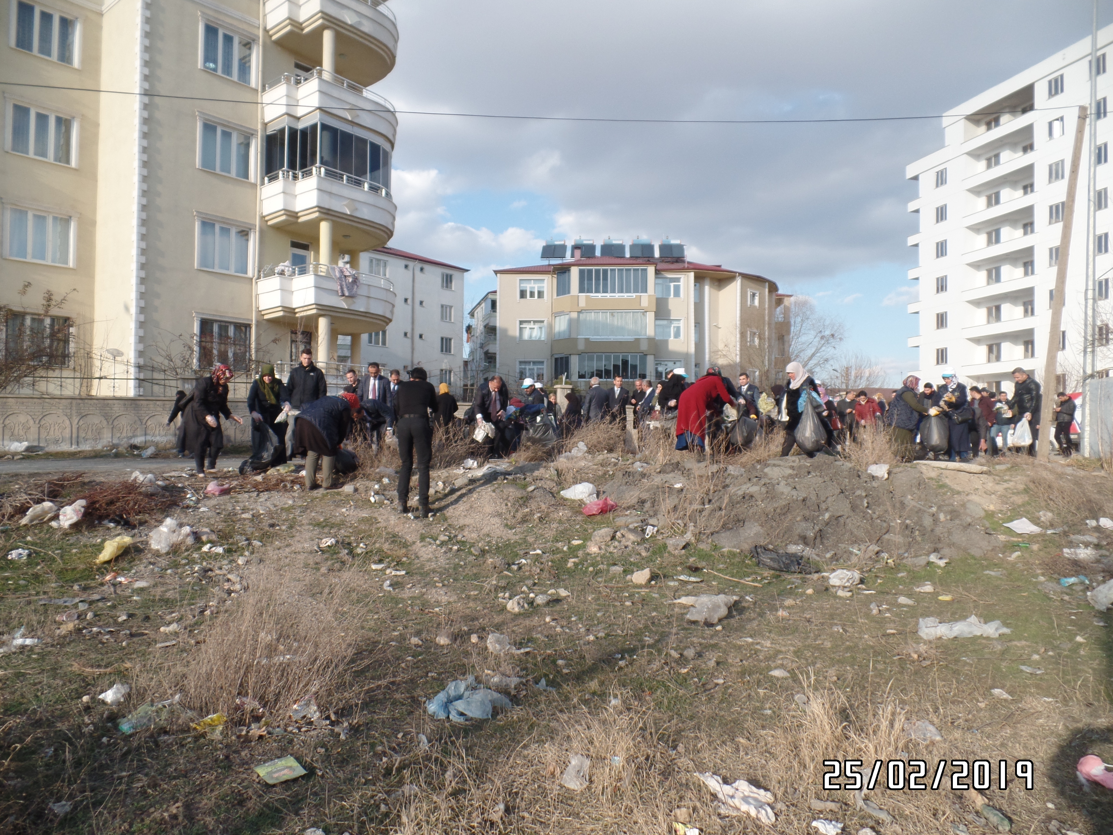 SN. VALİMİZİN KATILIMLARIYLA SIFIR ATIK ÇALIŞMALARI ARALIKSIZ DEVAM EDİYOR