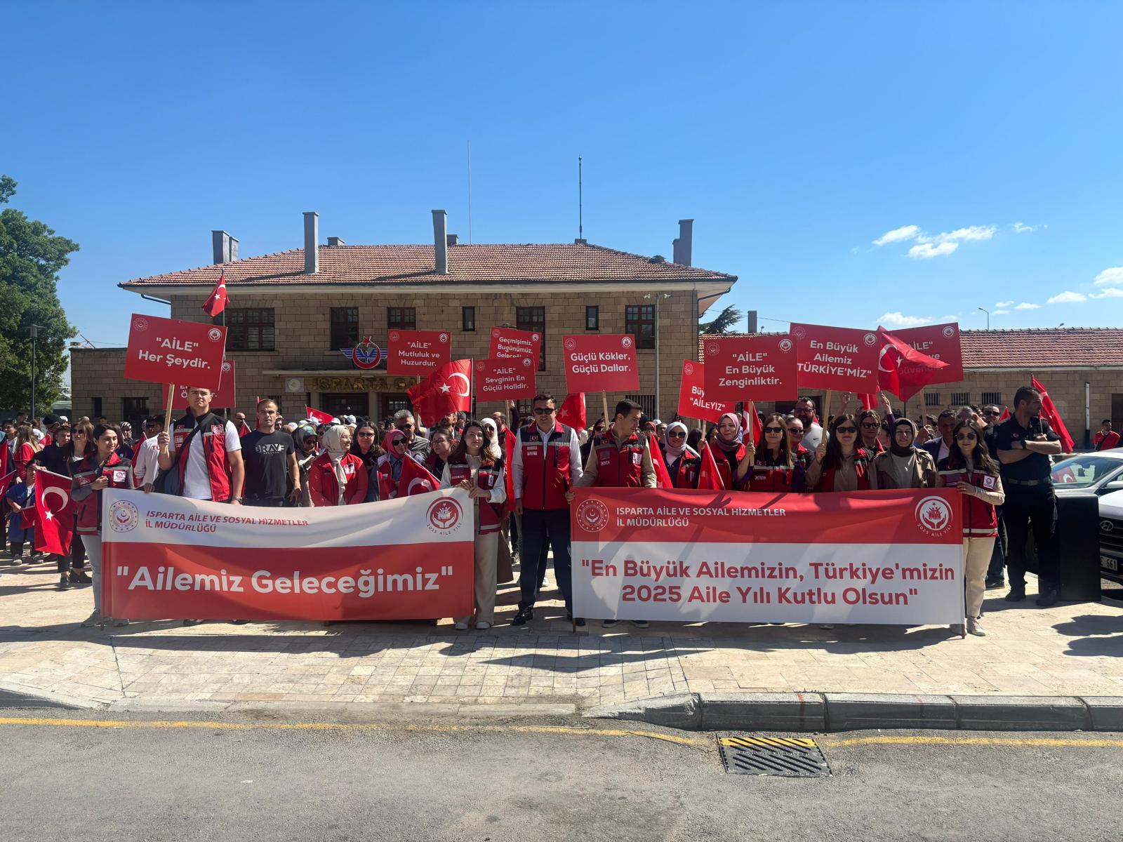 15 Mayıs Uluslararası Aile Günü Farkındalık Yürüyüşüne Katıldık