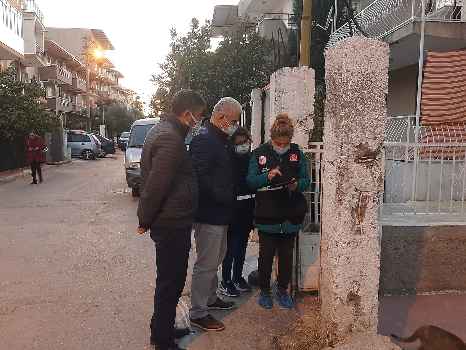 Ekiplerimiz deprem sahasında çalışmaya devam ediyor