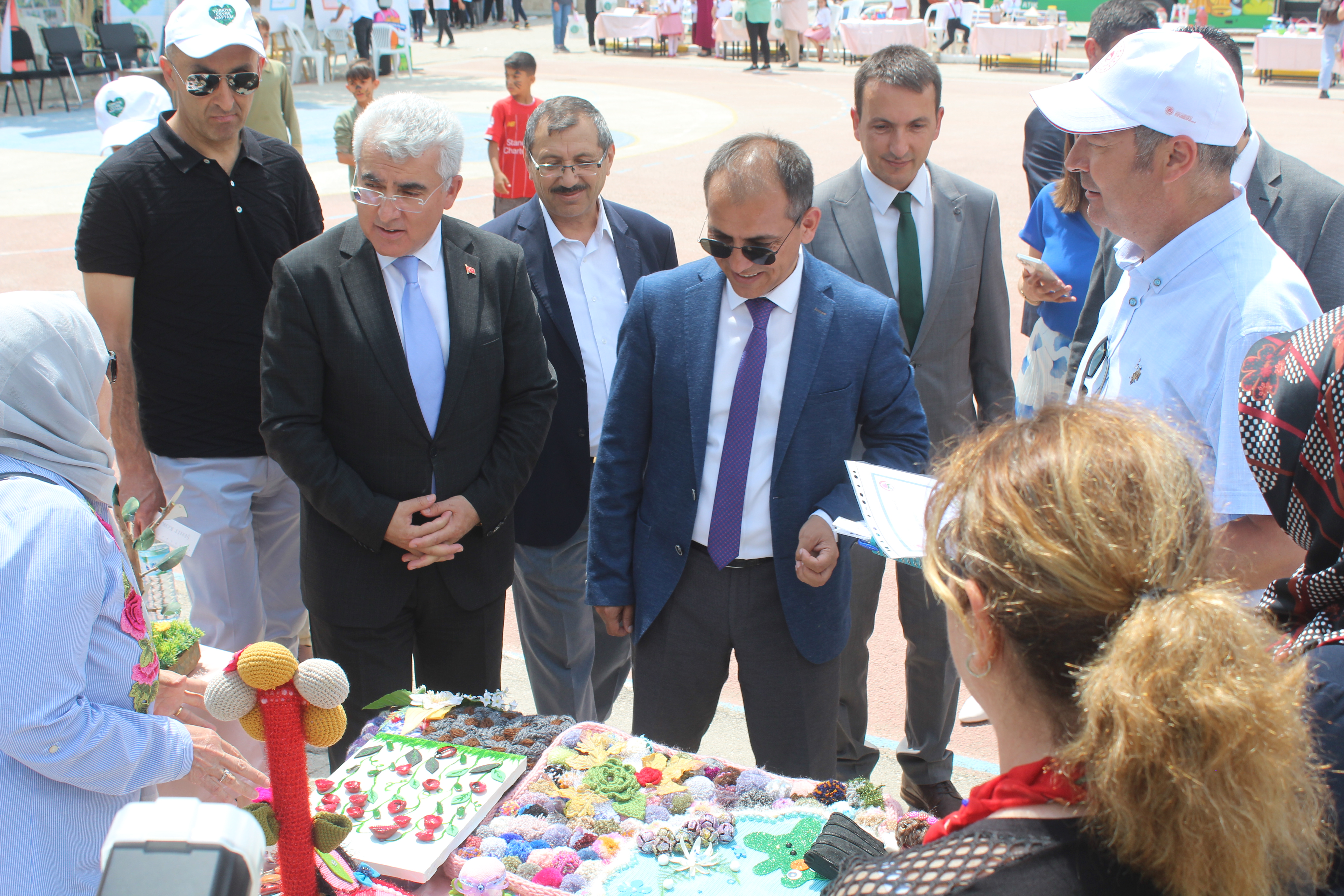 Şehit Koray Akoğuz Okulu Fidan Dikimi ve Okul Tübitak Projelerini Ziyaret