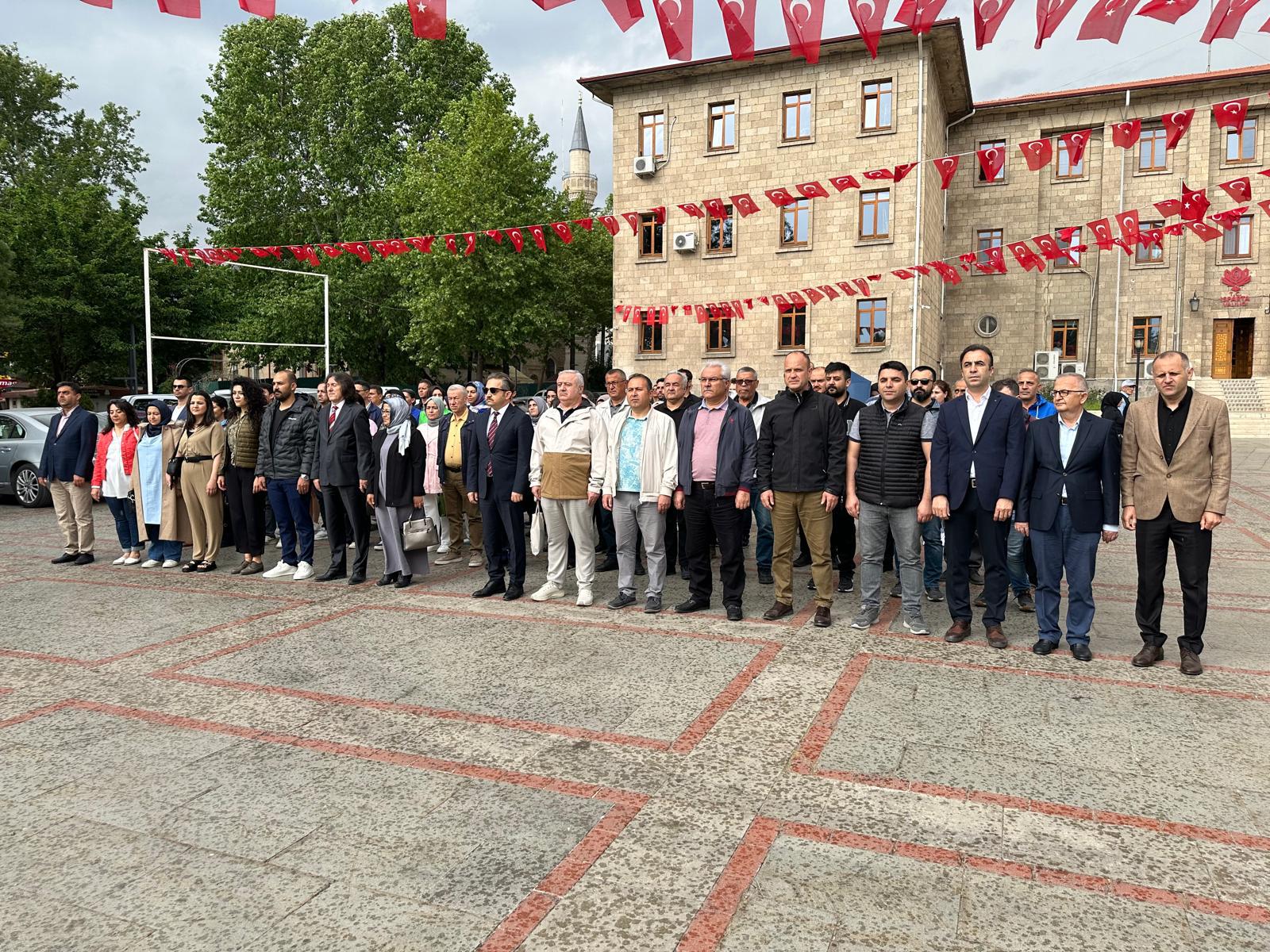 Türkiye Çevre Haftası Kapsamında Çelenk Sunumu ve Protokol Ziyareti
