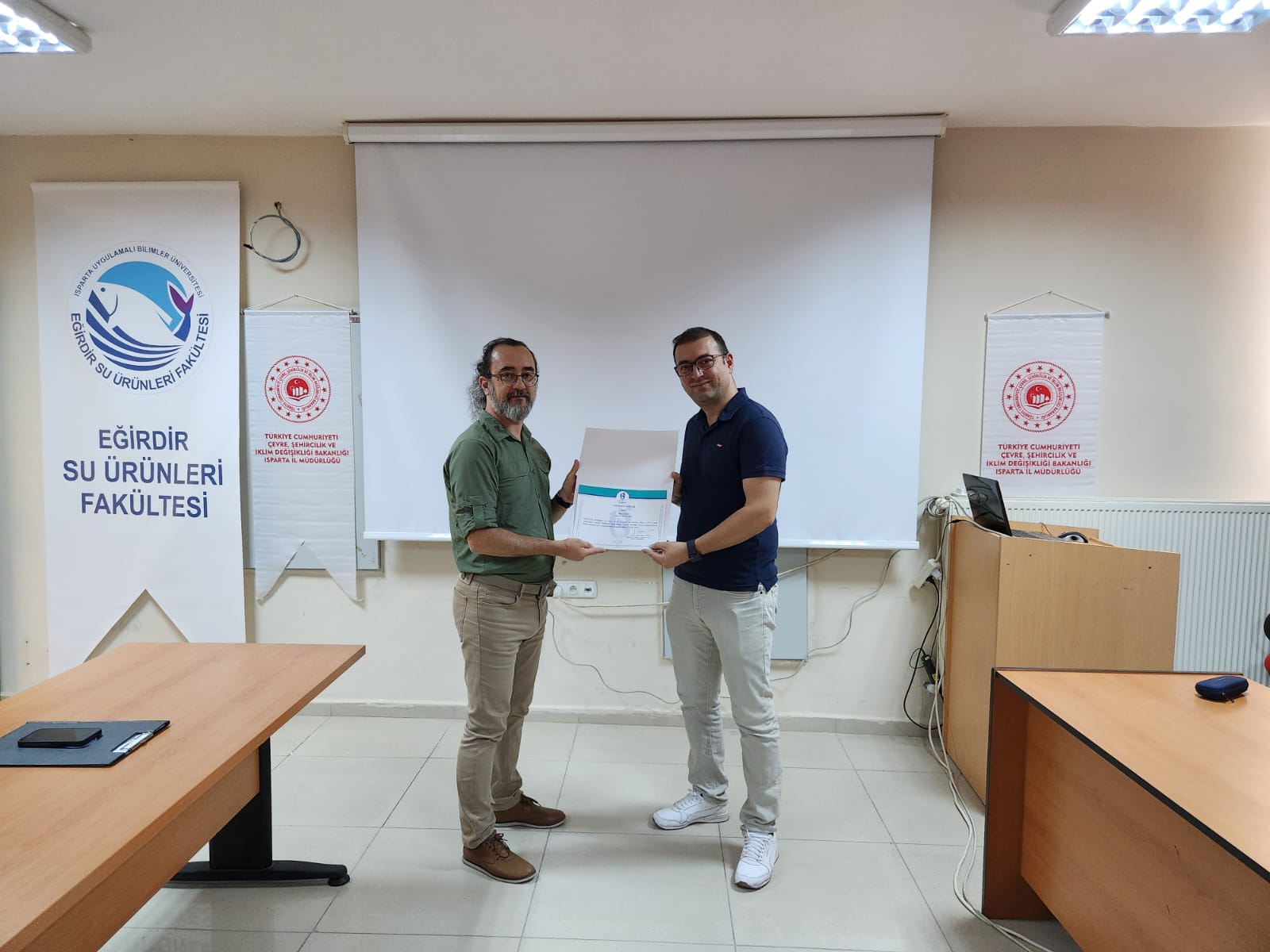 Türkiye Çevre Haftası’nda Akademik Katkı: Su Ürünleri Fakültesinde Plastik Kirliliği Söyleşisi 