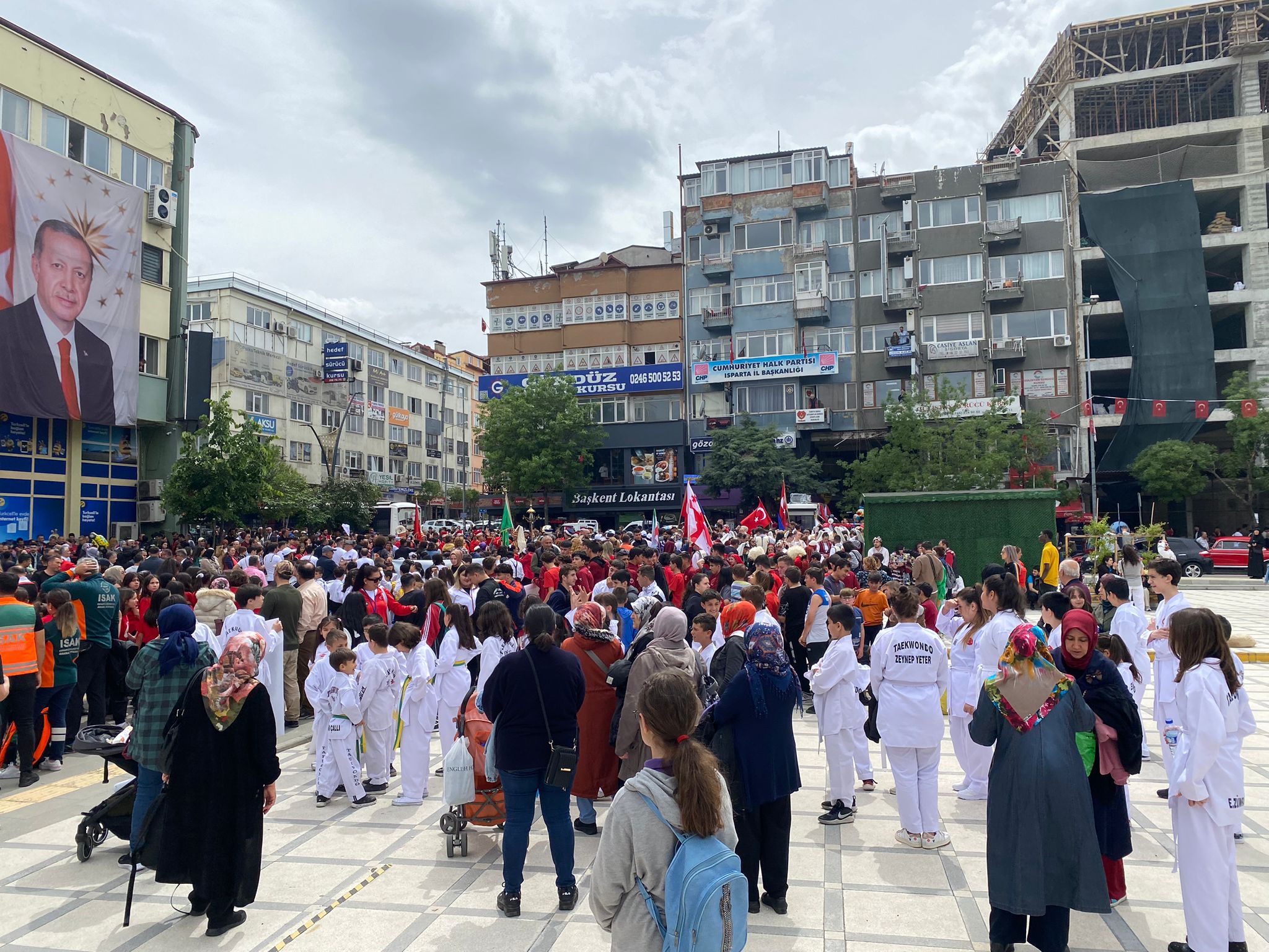 ULUSLARARASI GÜL FESTİVALİ