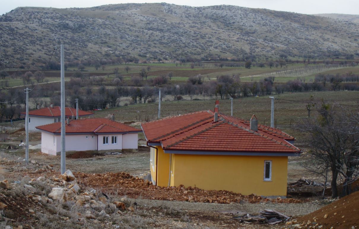 Uluborlu İnhisar Köyü İskan Konutları yapım işi.