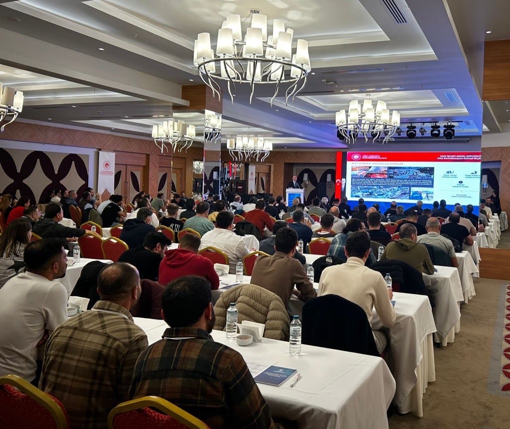 Afet Koordinasyon Ve İskân Şube Müdürlüğü Ekibimiz, Rize’de Düzenlenen Afet Öncesi Ve Sonrası Bina İzleme Ve Değerlendirme Amacıyla Teknolojik Araç Ve Cihaz Eğitimi’ne Katıldı