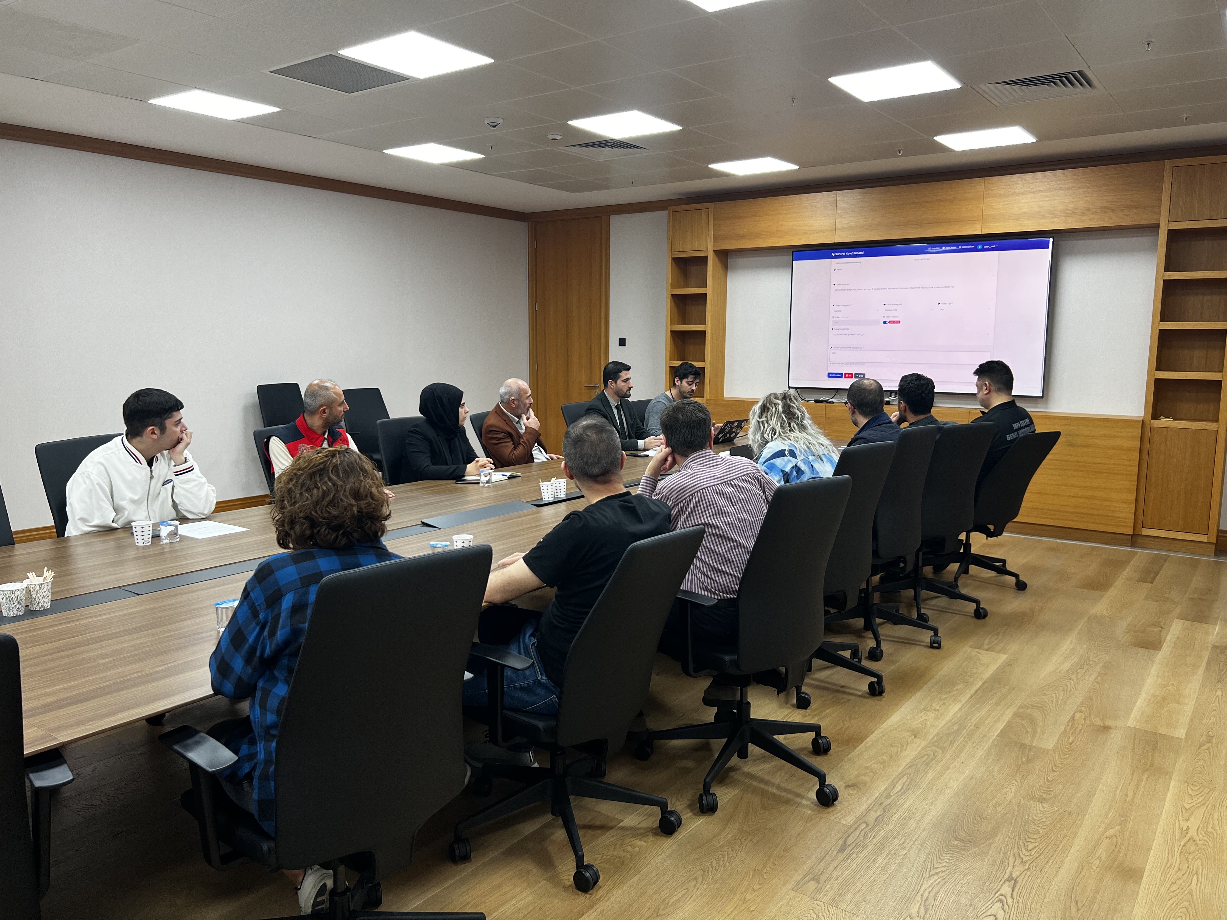 Çağrı merkezi dönüşüm sürecine yönelik koordinasyon toplantılarımız, bu kez farklı birimlerimizin katılımıyla gerçekleştirildi