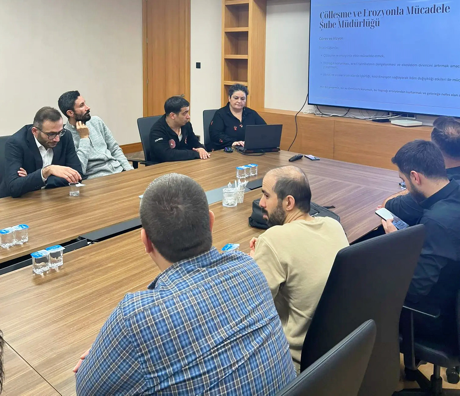 Çölleşme ve Erozyonla Mücadele Şube Müdürlüğümüz Öncülüğünde, İl Risk Azaltma Planı (İRAP) Kapsamında; Aşırı Sıcaklar ve Kuraklık Konularında Toplum Farkındalığını Artırmaya Yönelik “İklim Değişikliği ve Meteorolojik Afetler” Konulu Farkındalık Eğitimi.