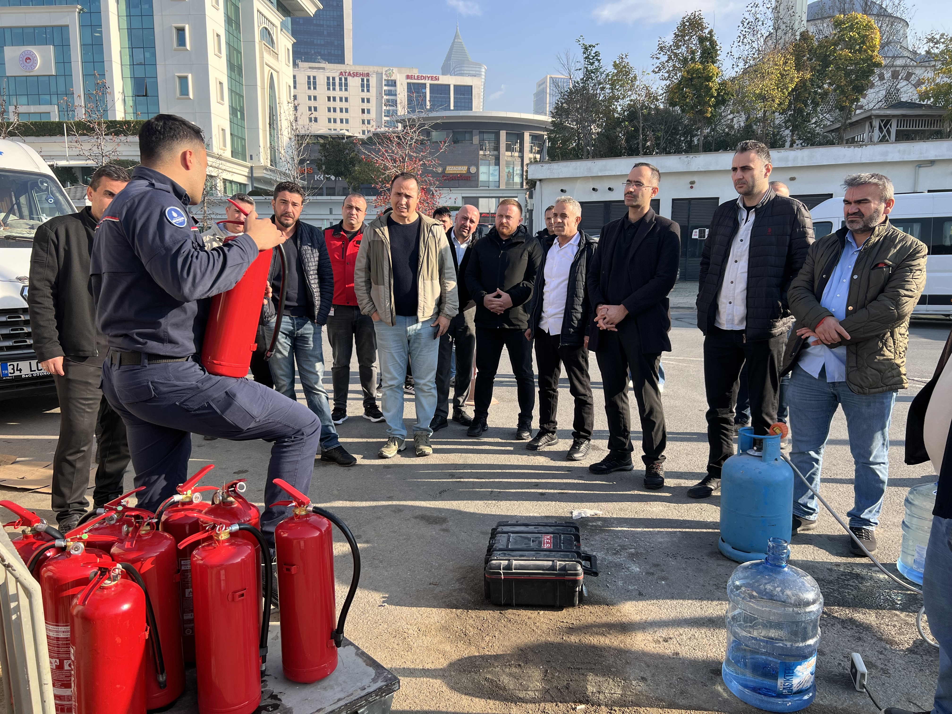 İl Müdürlüğü Olarak, Çalışanlarımıza Yönelik “Yangınla Mücadele Ve Söndürme Teknikleri Eğitimi”Ni Uygulamalı Olarak Gerçekleştirdik