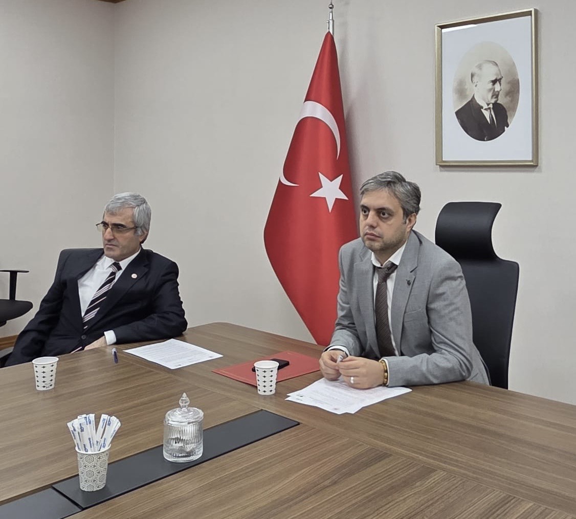 İl Müdürlüğümüz Ataşehir Hizmet Binası’nda, 083 Sayılı Kirlenmiş Saha Değerlendirme Ve İzleme Komisyon Toplantısı, Çölleşme Ve Erozyonla Mücadele Şube Müdürlüğümüz Koordinasyonunda Gerçekleştirildi