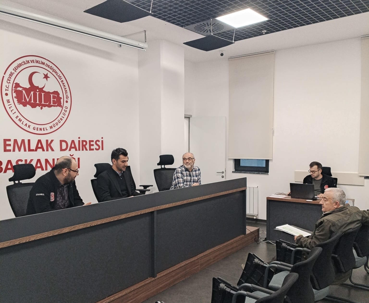 İl Müdürlüğümüzün Taşınır Ve Tasfiye Şube Müdürlüğü Tarafından Bugün Yerli Ve Yabancı Marka Av Tüfeği Satış İhalesi Gerçekleştirilmiştir