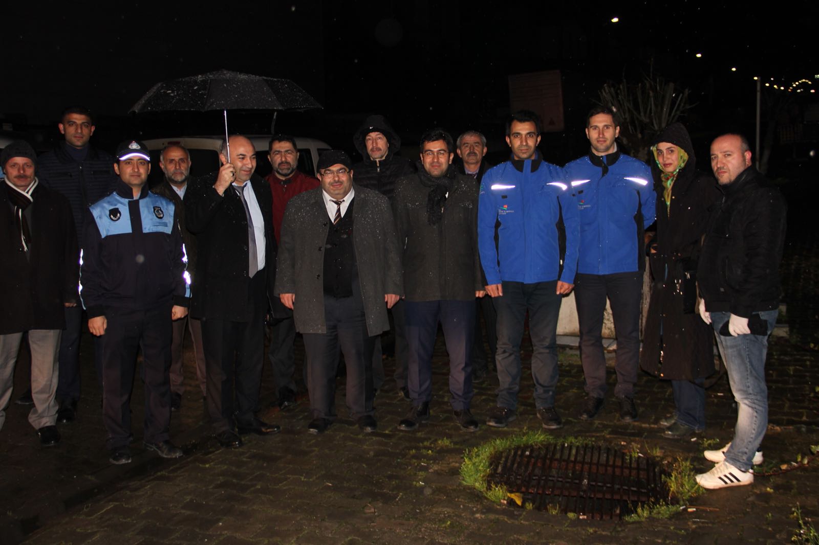 İL MÜDÜRÜMÜZ SAYIN VELİ BÖKE’NİN BAŞKANLIĞINDA İSKİ, ZABITA VE EMNİYET MÜDÜRLÜĞÜ EKİPLERİNİN KATILIMI İLE TUZLA BÖLGESİNDE DENETİMLER GERÇEKLEŞTİRİLMİŞTİR