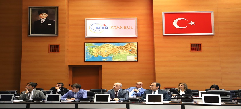 Obezite ile mücadele kapsamında yürütülen çalışmalara ilişkin TBMM Dilekçe Komisyonu Başkanlığınca İstanbul Valiliği’nde toplantı düzenlendi.