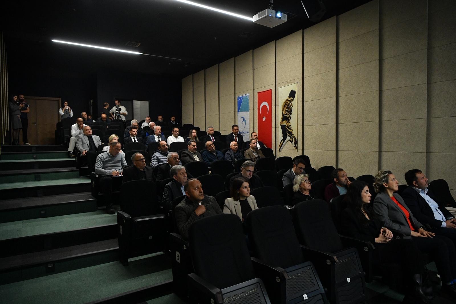 Sıfır Atık Şube Müdürlüğümüz, Beylikdüzü Belediyesi Ev Sahipliğinde 300 Ve Üzeri Konuta Sahip Sitelerin…