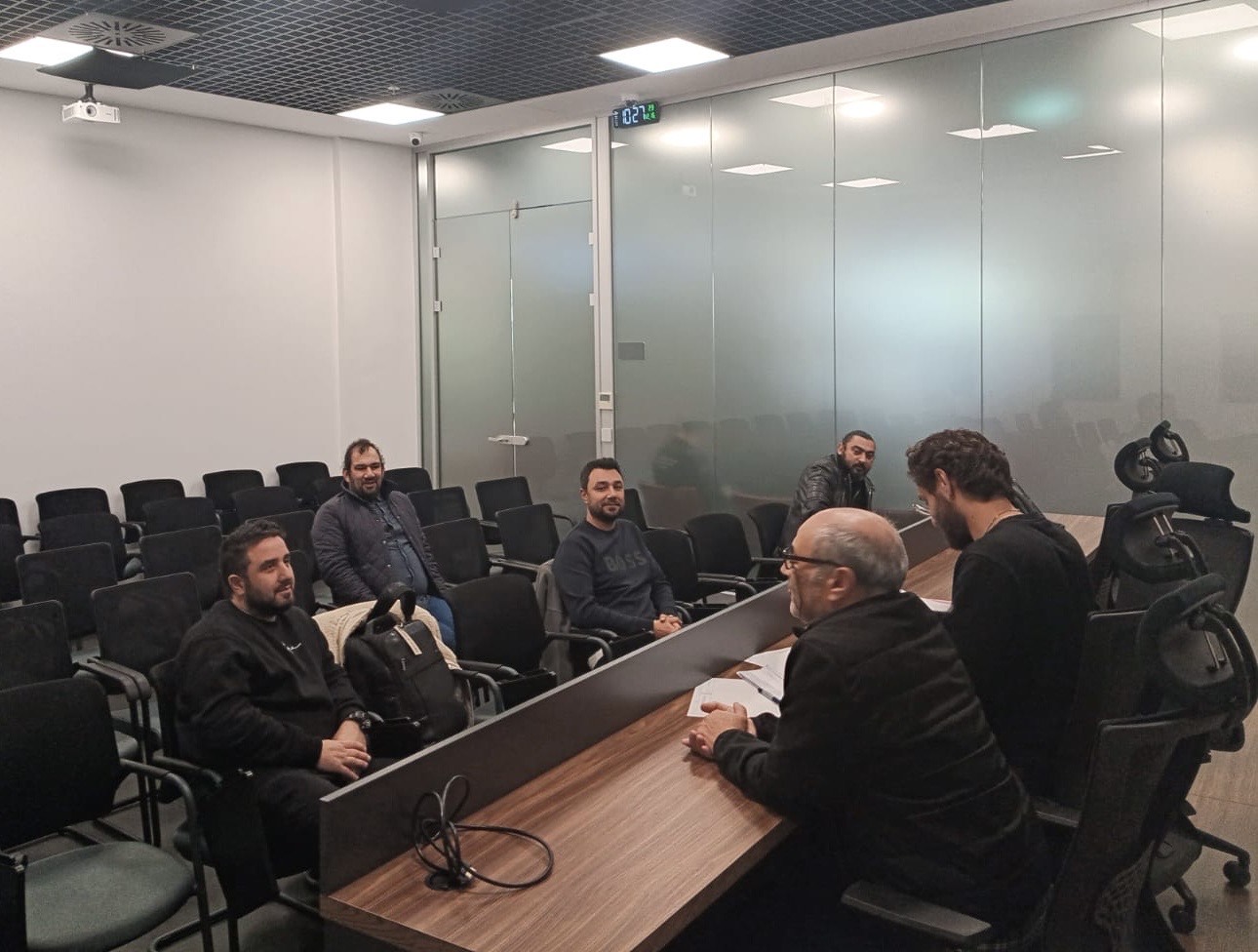 Taşınır ve Tasfiye Şube Müdürlüğümüz tarafından yürütülen Tereke Eşyaları Satış İhalesi, bugün Milli Emlak İstanbul Daire Başkanlığı Üsküdar Hizmet Binasında Gerçekleştirilmiştir