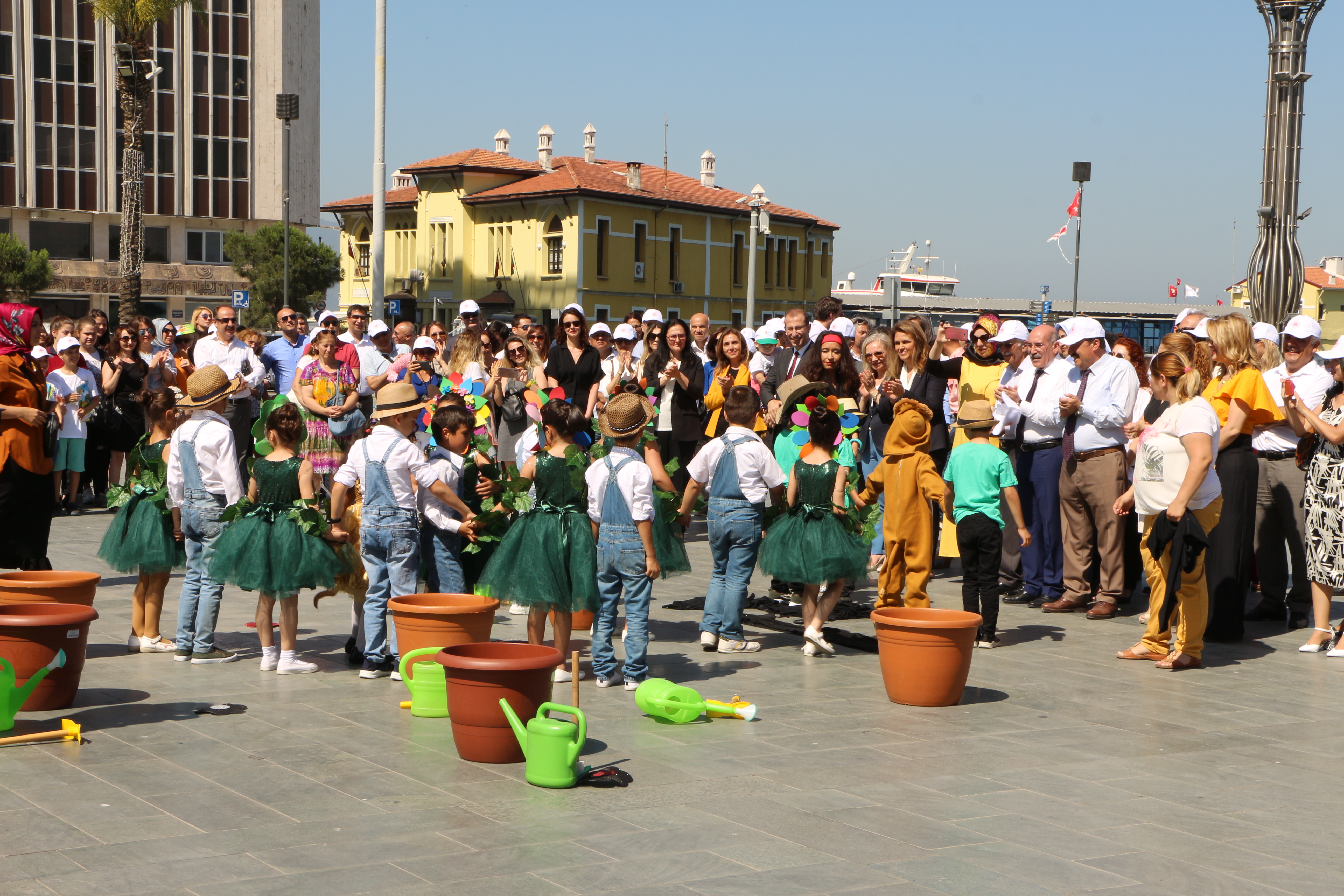 5 Haziran Dünya Çevre Günü Etkinlikleri İzmir'de Kutlanmaya Devam Ediyor