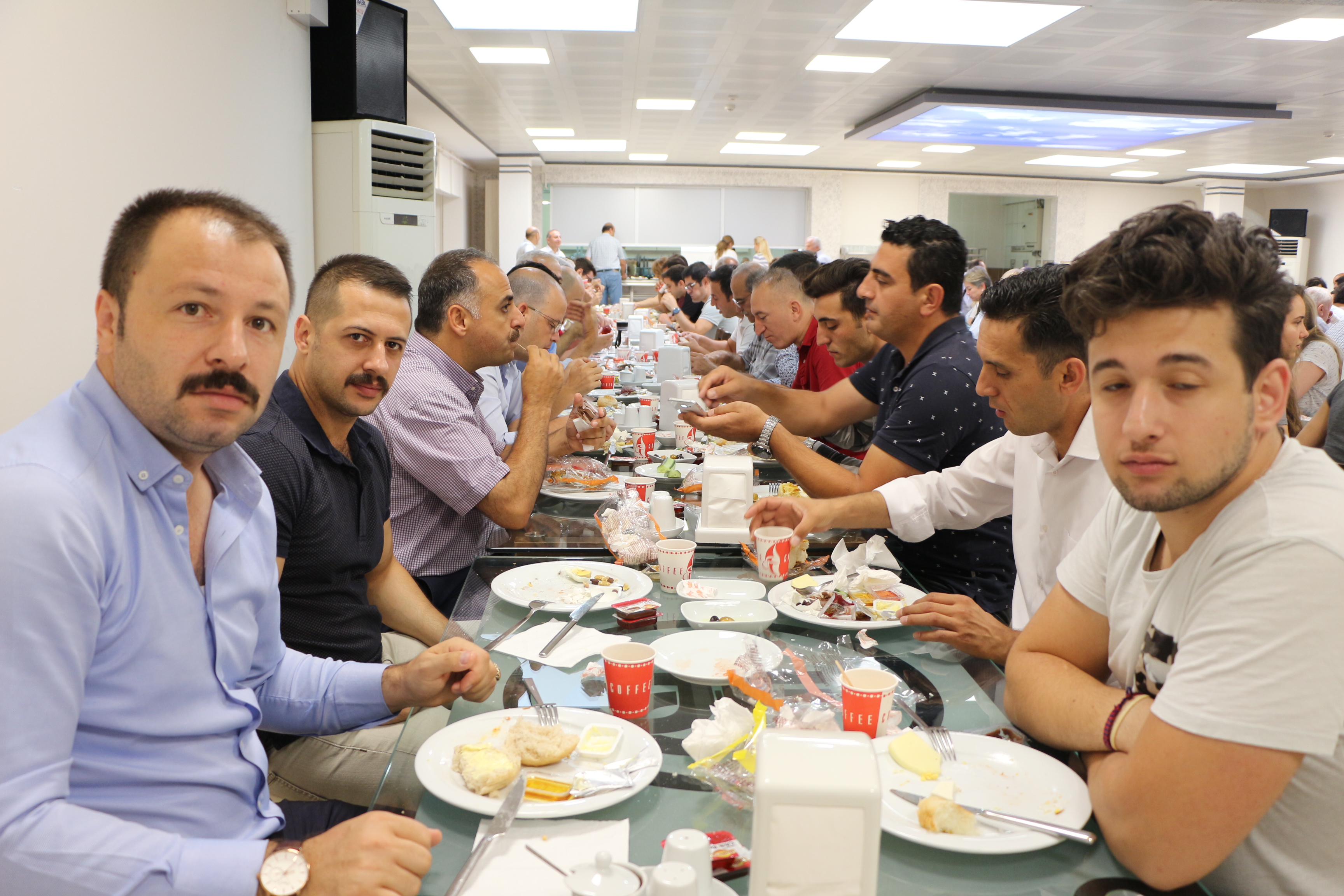 GELENEKSEL OLARAK HER AYIN İLK HAFTASI YAPILAN KAHVALTI TOPLANTISININ ANA KONUSU; 