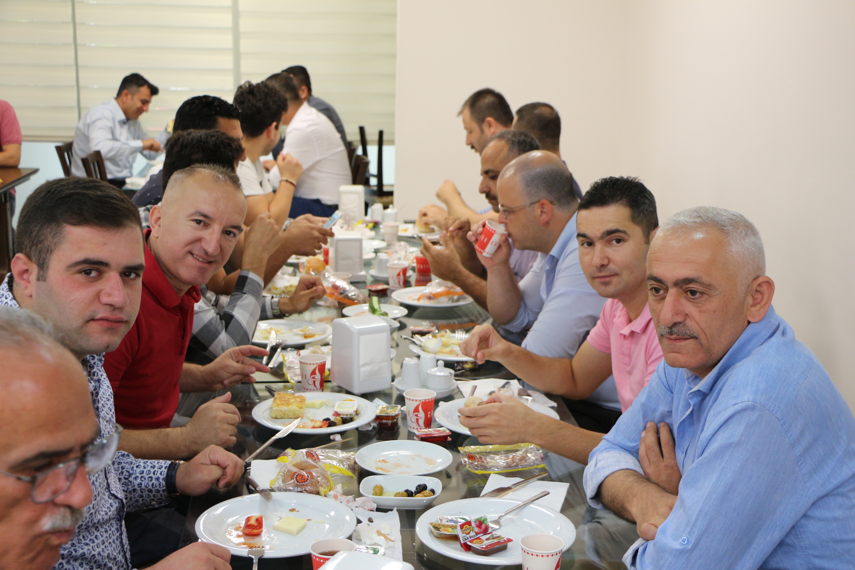 GELENEKSEL OLARAK HER AYIN İLK HAFTASI YAPILAN KAHVALTI TOPLANTISININ ANA KONUSU; 