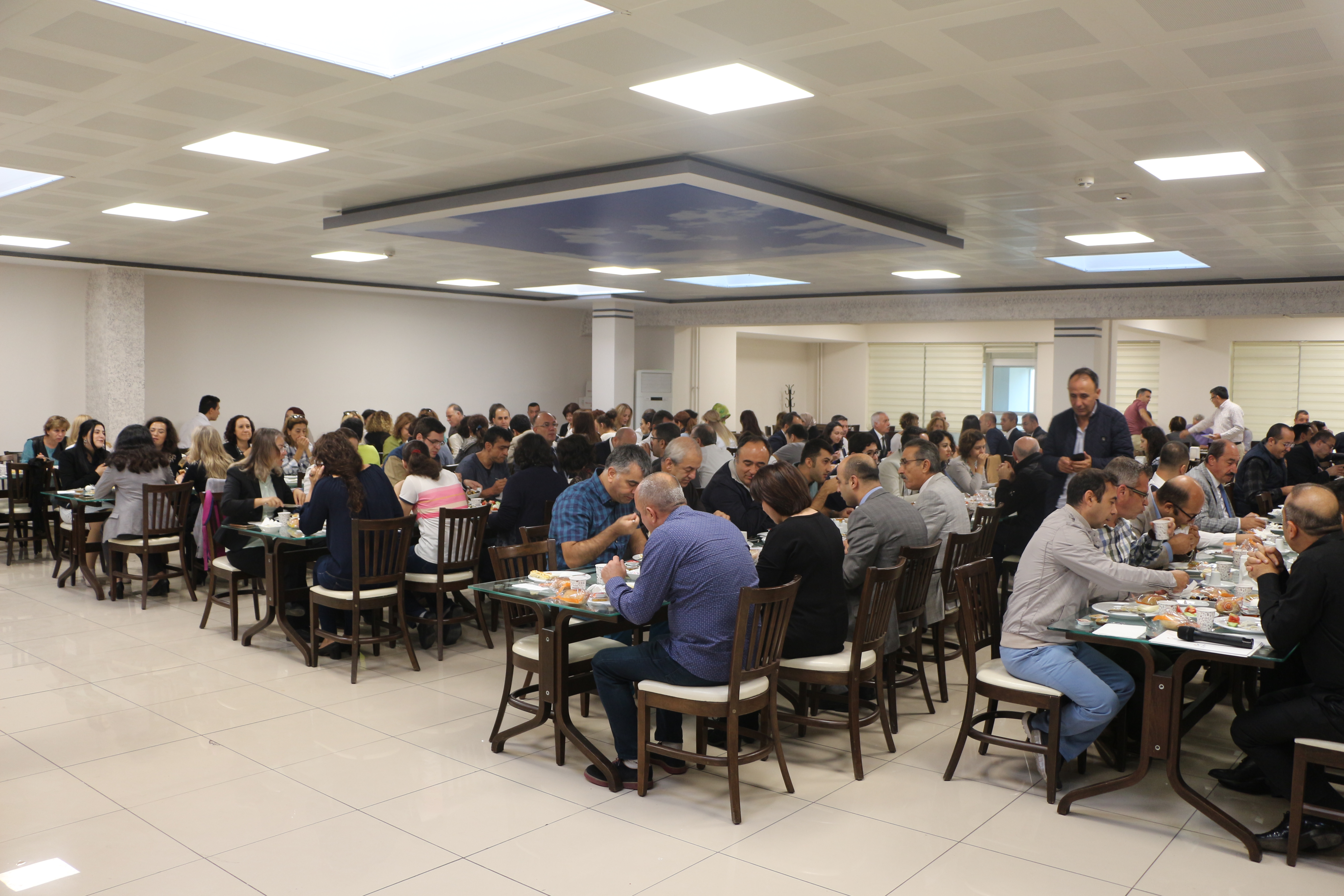 GELENEKSEL KAHVALTI BULUŞMASI ANA HİZMET BİNAMIZDA GÖREVLİ PERSONELİMİZ İLE GERÇEKLEŞTİ