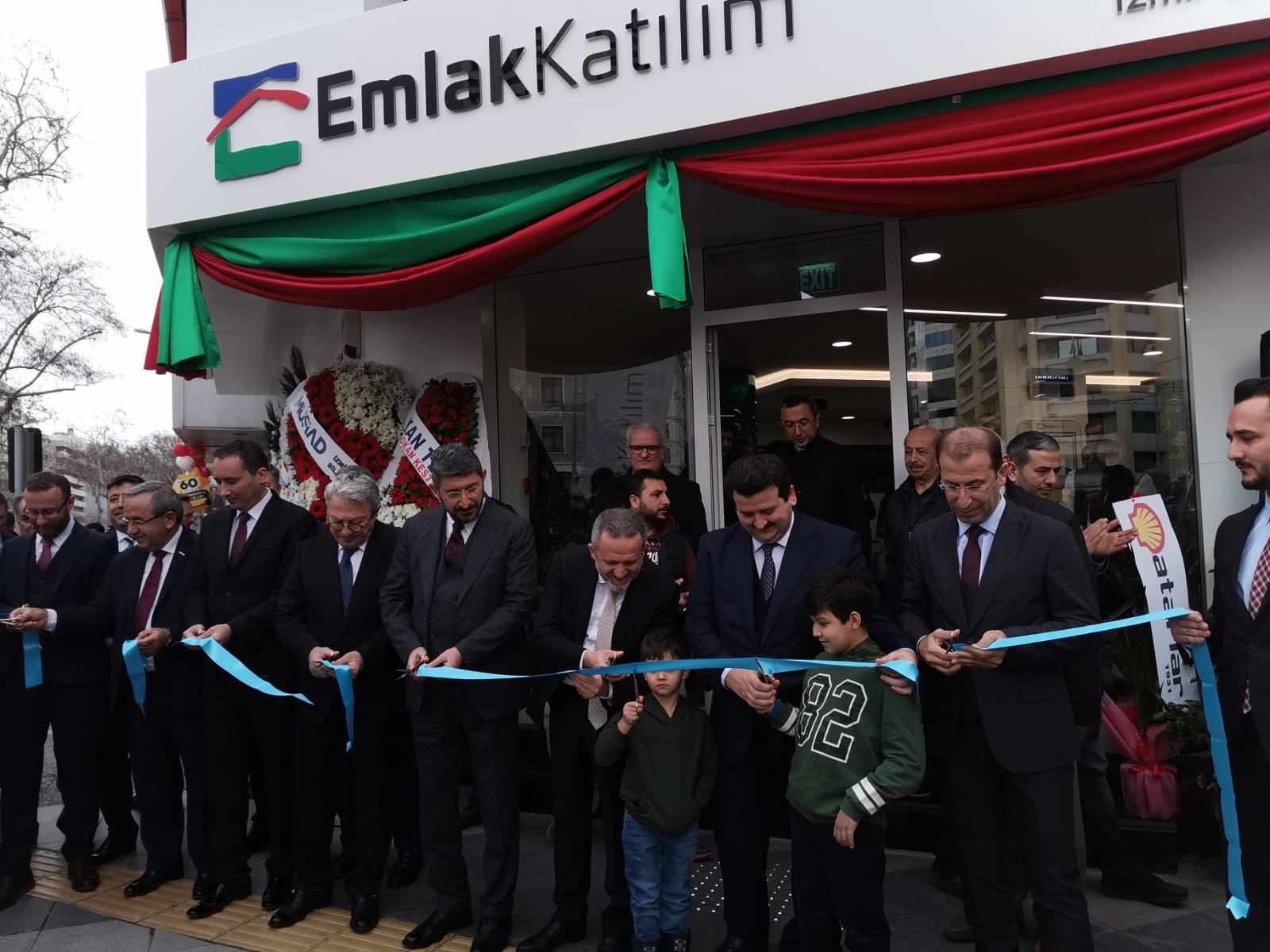 İl Müdürümüz Ömer ALBAYRAK Emlak Bank İzmir Şubesi açılışına katıldı.