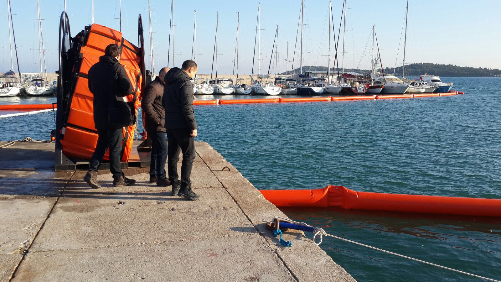 Urla Balıkçı Barınağı Deniz Kirliliği