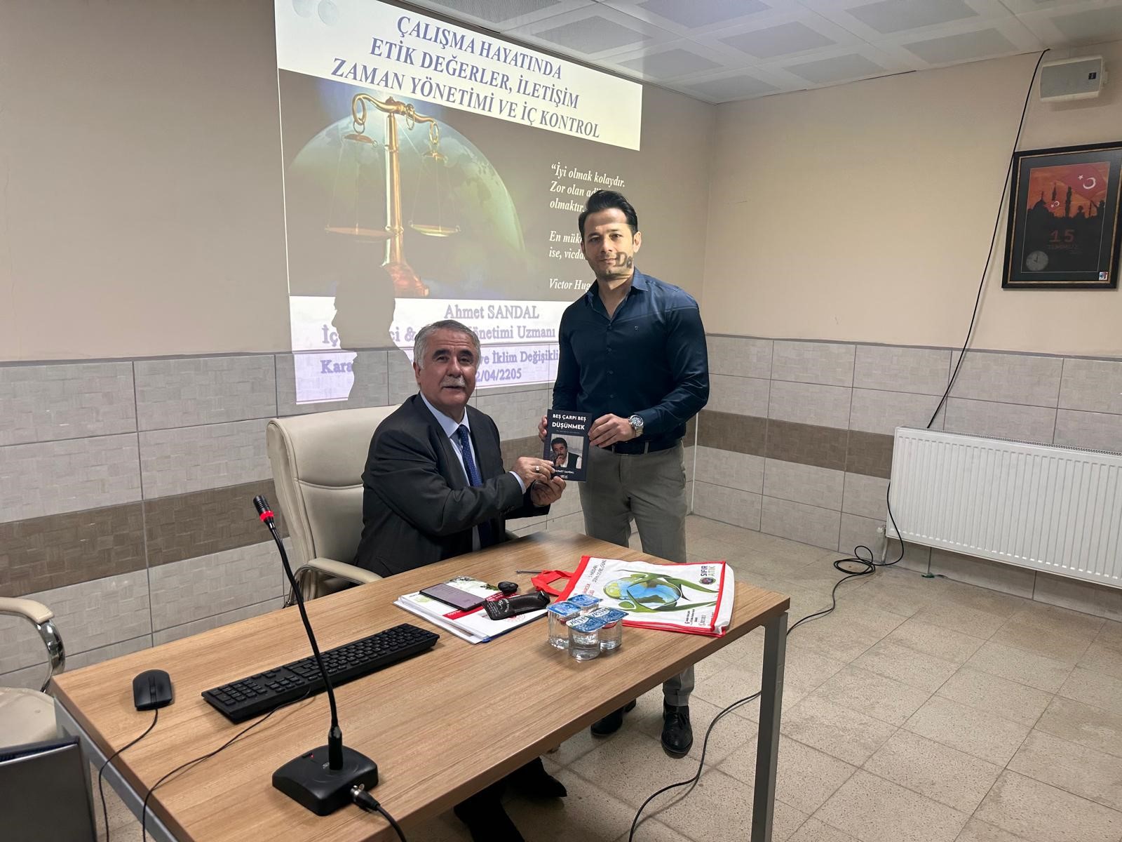 Bakanlığımız İç Denetçisi Sn. Ahmet SANDAL İl Müdürlüğümüz Personeline seminer verdi