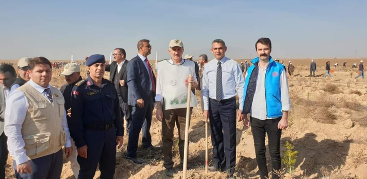 ‘BUGÜN FİDAN YARIN NEFES’ SLOGANIYLA DÜZENLENEN FİDAN DİKİM ETKİNLİĞİNE KATILIM SAĞLANDI