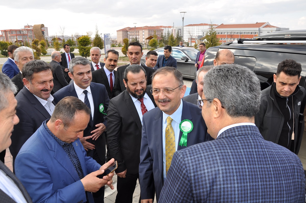 ÇEVRE VE ŞEHİRCİLİK BAKANI MEHMET ÖZHASEKİ  KARAMAN’DA ÇEVRE ÇALIŞTAYI KAPANIŞ TOPLANTISINA KATILDI