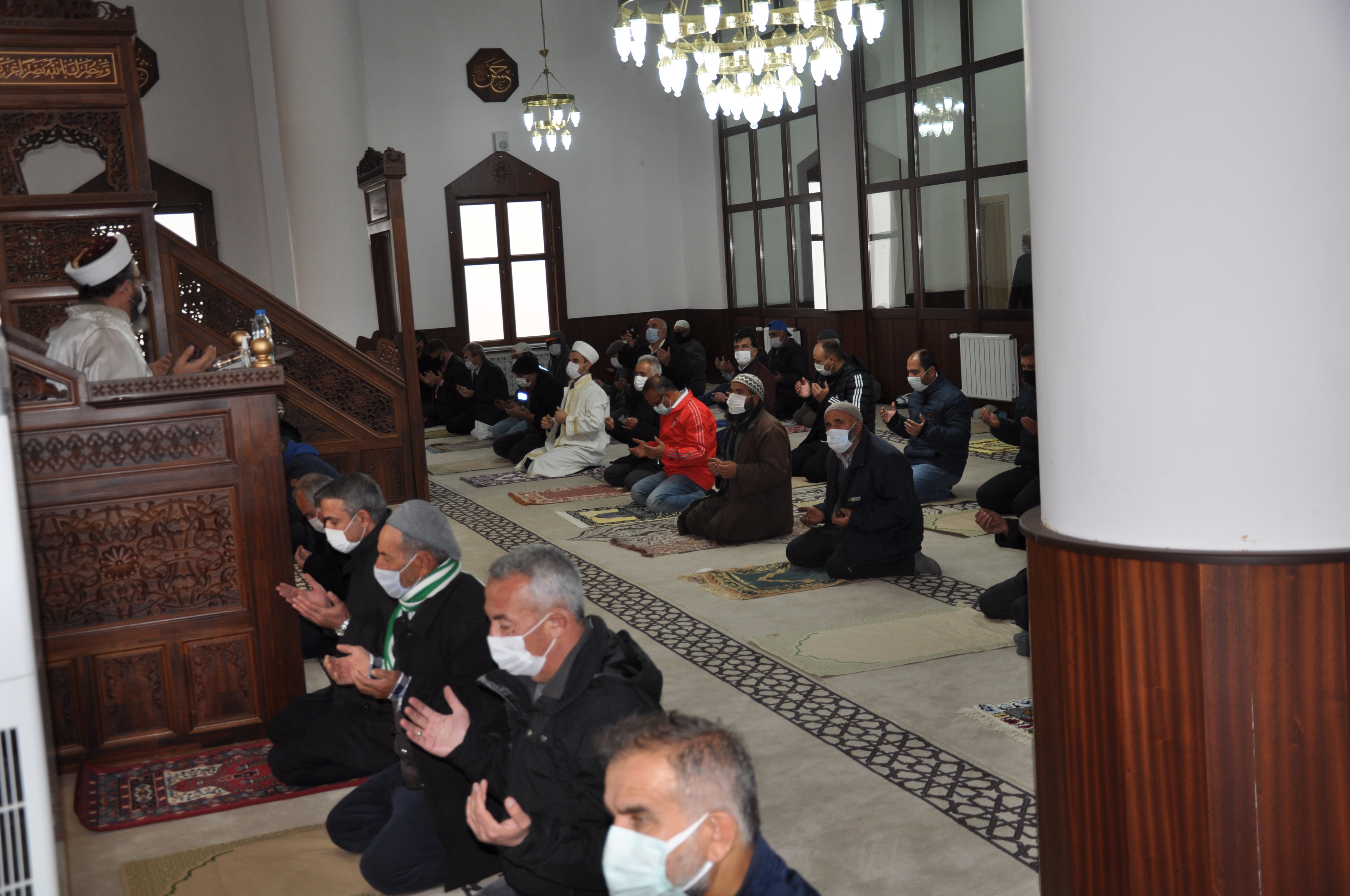 GÜLDERE KÖYÜ ŞEHİTLER CAMİ İBADETE AÇILDI