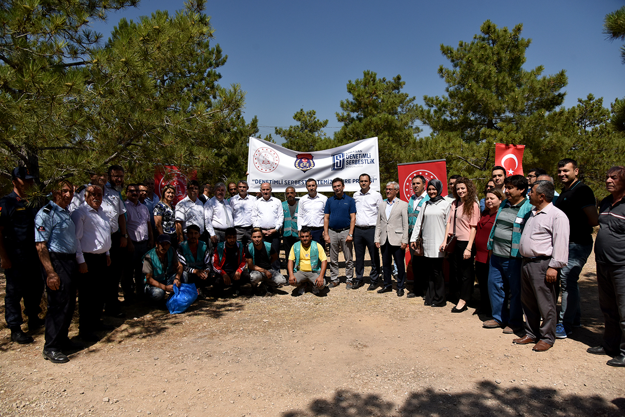 VALİ HAKKI TEKE HOŞGÖRÜ ORMANI TEMİZLENDİ