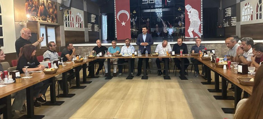 Emekliye ayrılan Zafer Filtekin'e  veda yemeği düzenlendi, İl Müdürümüz Sayın Rahmi TOKTAŞ bir plaket sundu kendisine bundan sonraki yaşamında başarılar diledi.