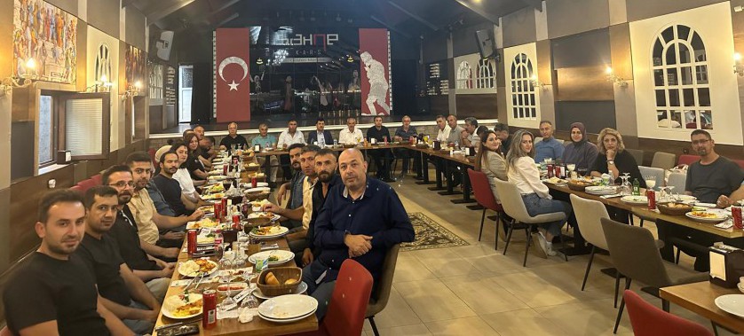 Emekliye ayrılan Zafer Filtekin'e  veda yemeği düzenlendi, İl Müdürümüz Sayın Rahmi TOKTAŞ bir plaket sundu kendisine bundan sonraki yaşamında başarılar diledi.