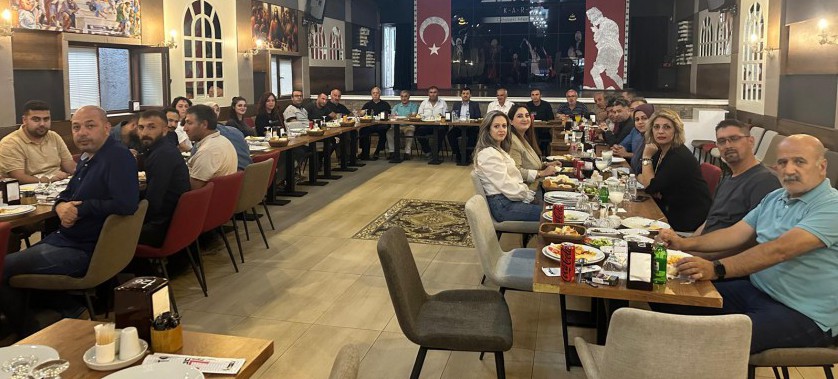 Emekliye ayrılan Zafer Filtekin'e  veda yemeği düzenlendi, İl Müdürümüz Sayın Rahmi TOKTAŞ bir plaket sundu kendisine bundan sonraki yaşamında başarılar diledi.