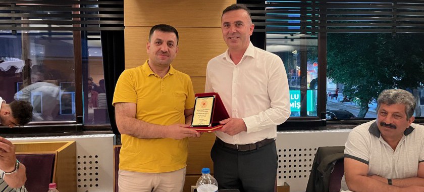Manisa Çevre , Şehircilik ve İklim Değişikliği İl Müdürlüğüne  Tayin giden  Çevre Mühendisi Abdullah ÖZKAYA için veda yemeği düzenlendi.