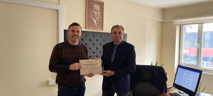 Sayın Bakanımız Murat KURUM' un Deprem Bölgesinde görev alan Personellerimize vermiş olduğu teşekkür belgelerinin dağıtımı yapılmıştır.