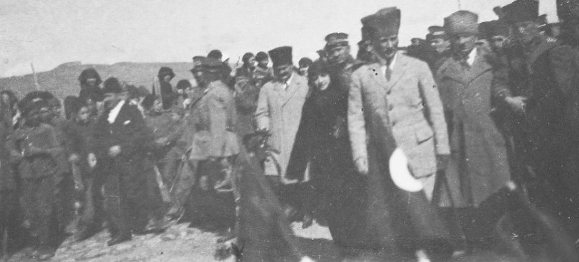 Ülkemizin Kurucusu Banisi Gazi Mustafa Kemal ATATÜRK'ün  Gazi Kars'a Gelişinin Yıl Dönümünde Rahmet ve minnetle yad ediyoruz, ruhu şad Mekanı cennet olsun.