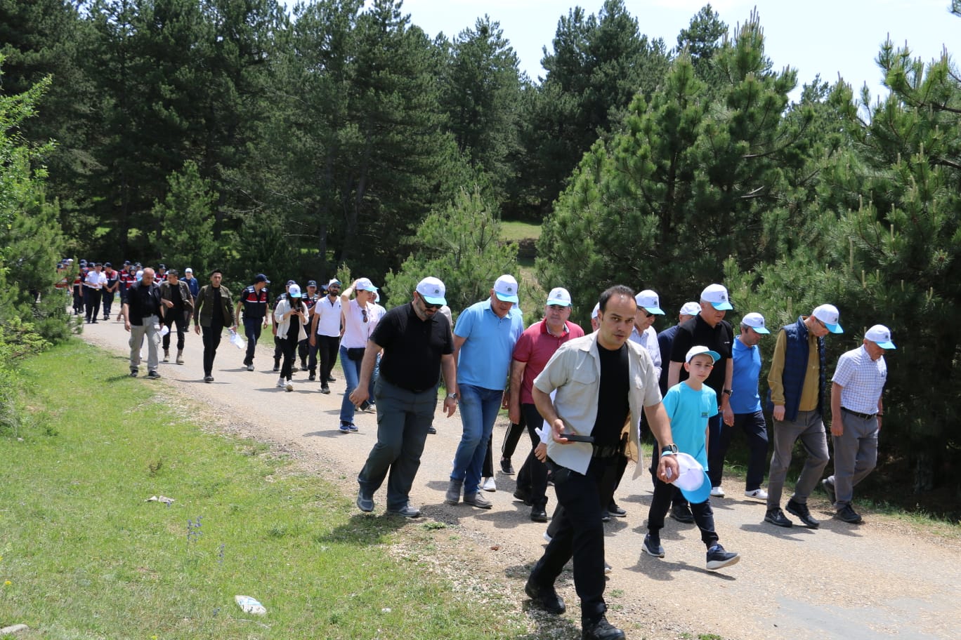 5 HAZİRAN İLK ADIM ÇEVRE YÜRÜYÜŞÜ VE ÇEVRE TEMİZLİĞİ