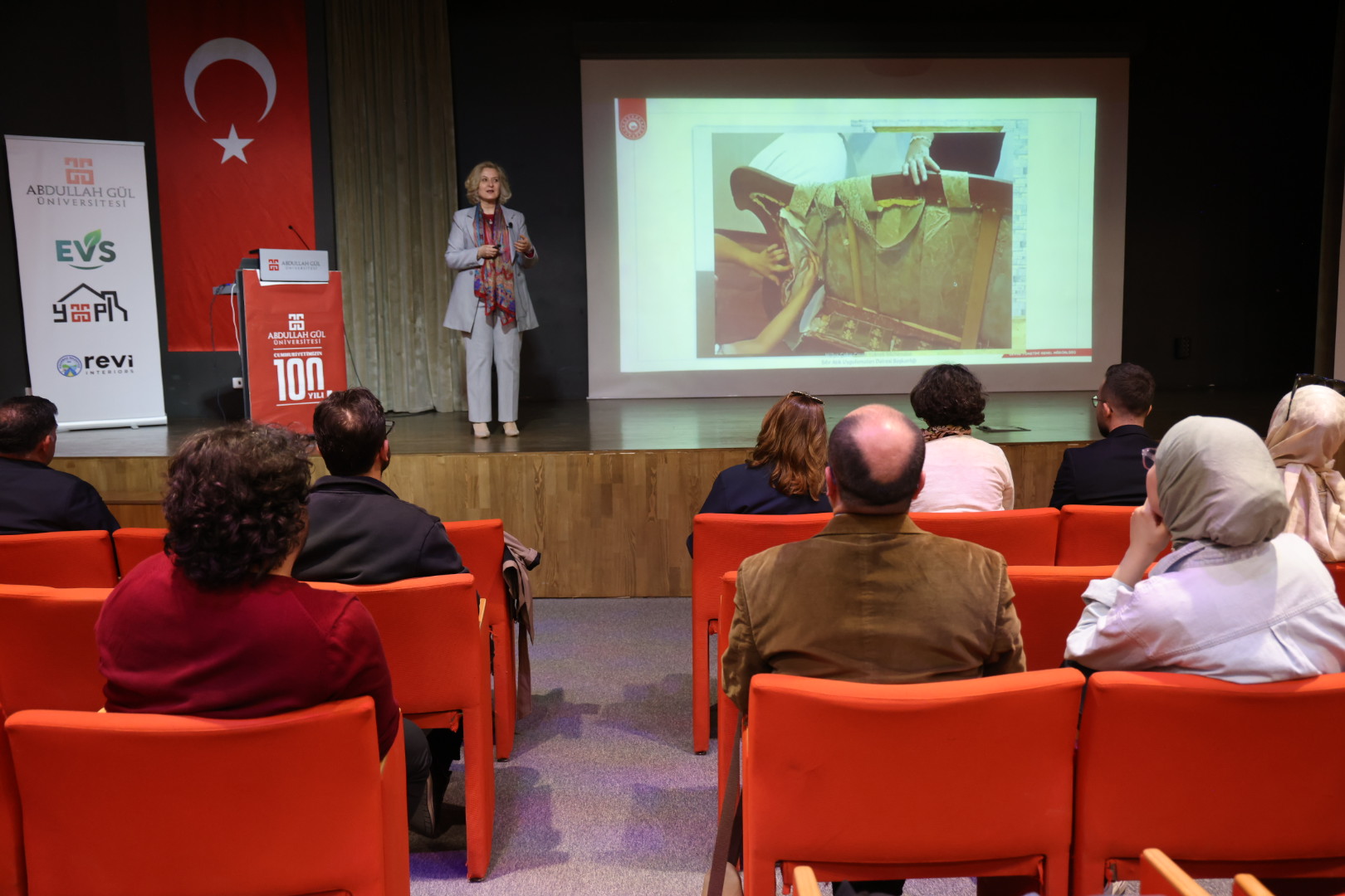 AGÜ'DE SIFIR ATIK SEMİNERİ