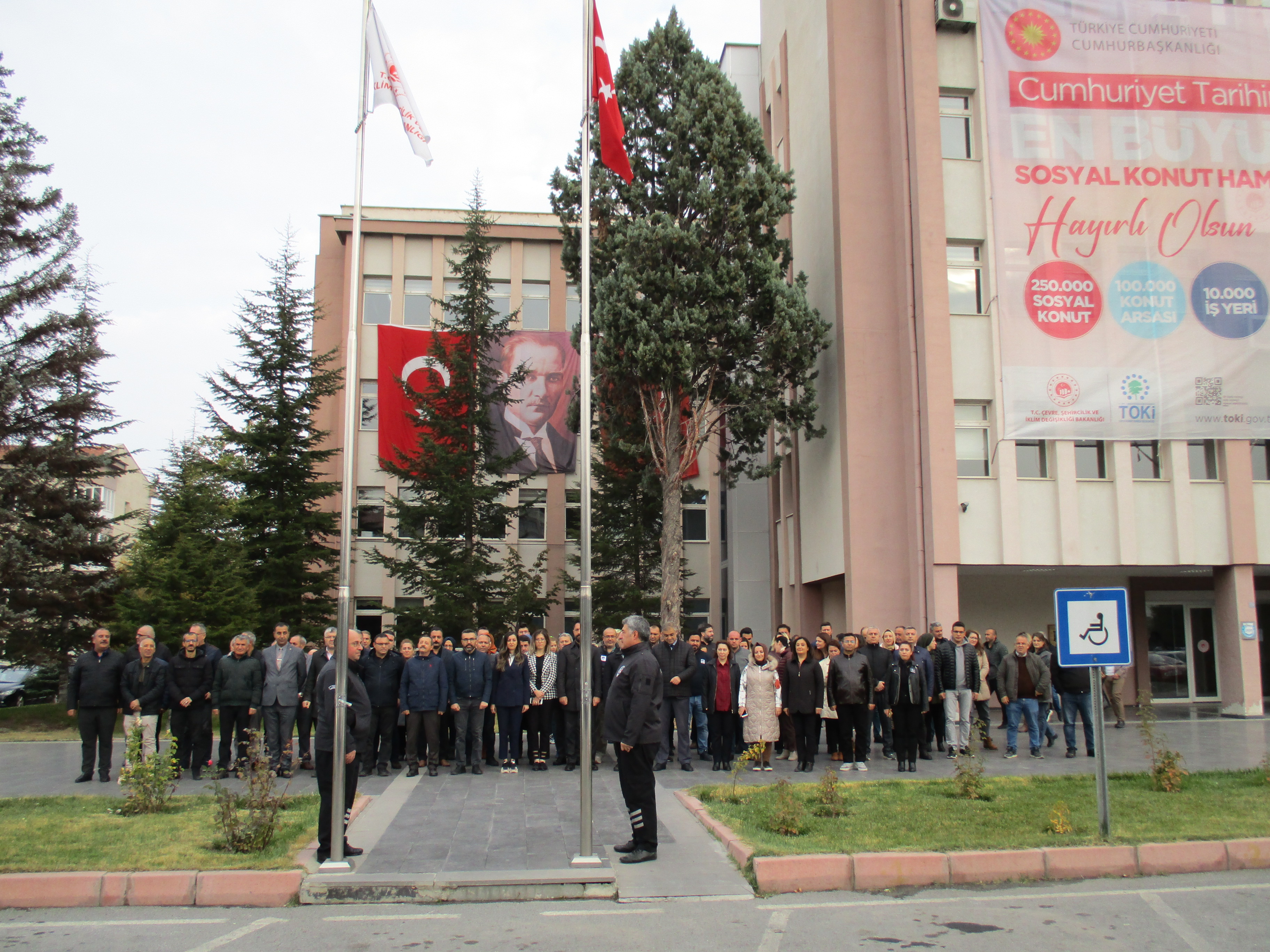 EBEDİYETE UĞURLANIŞININ 84. YILINDA ATA’MIZI  ANIYORUZ