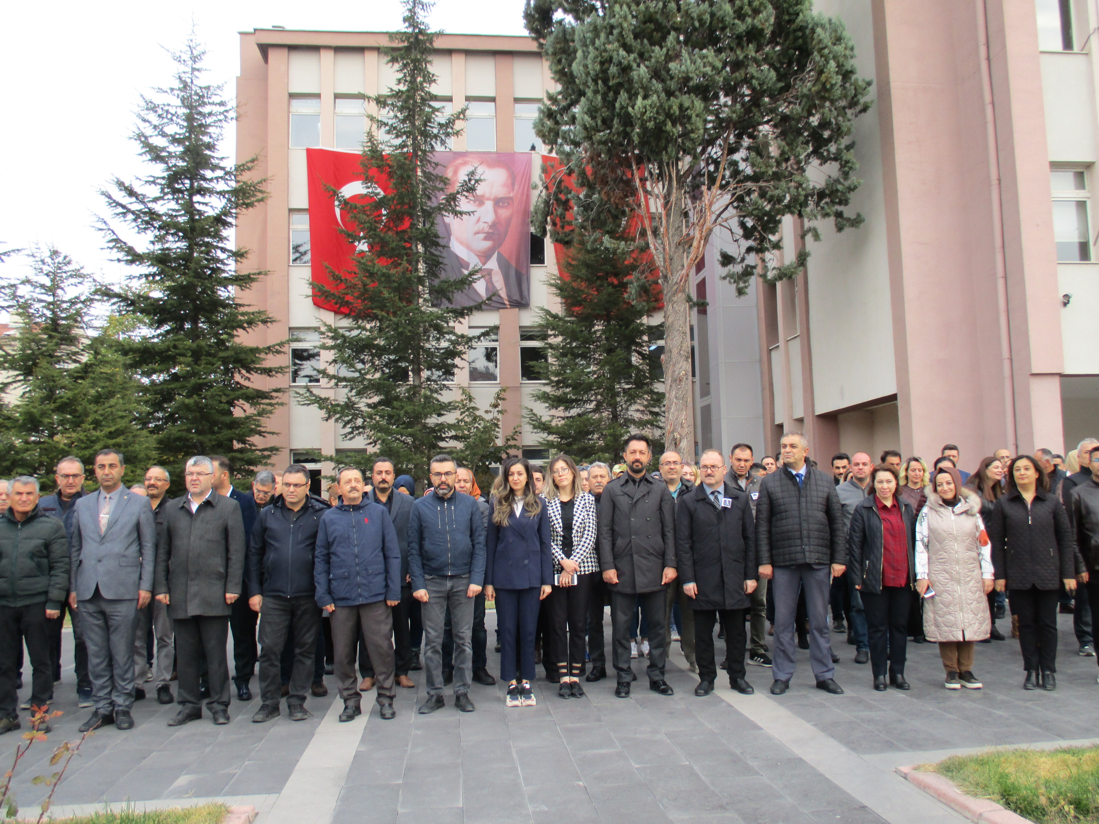 EBEDİYETE UĞURLANIŞININ 84. YILINDA ATA’MIZI  ANIYORUZ