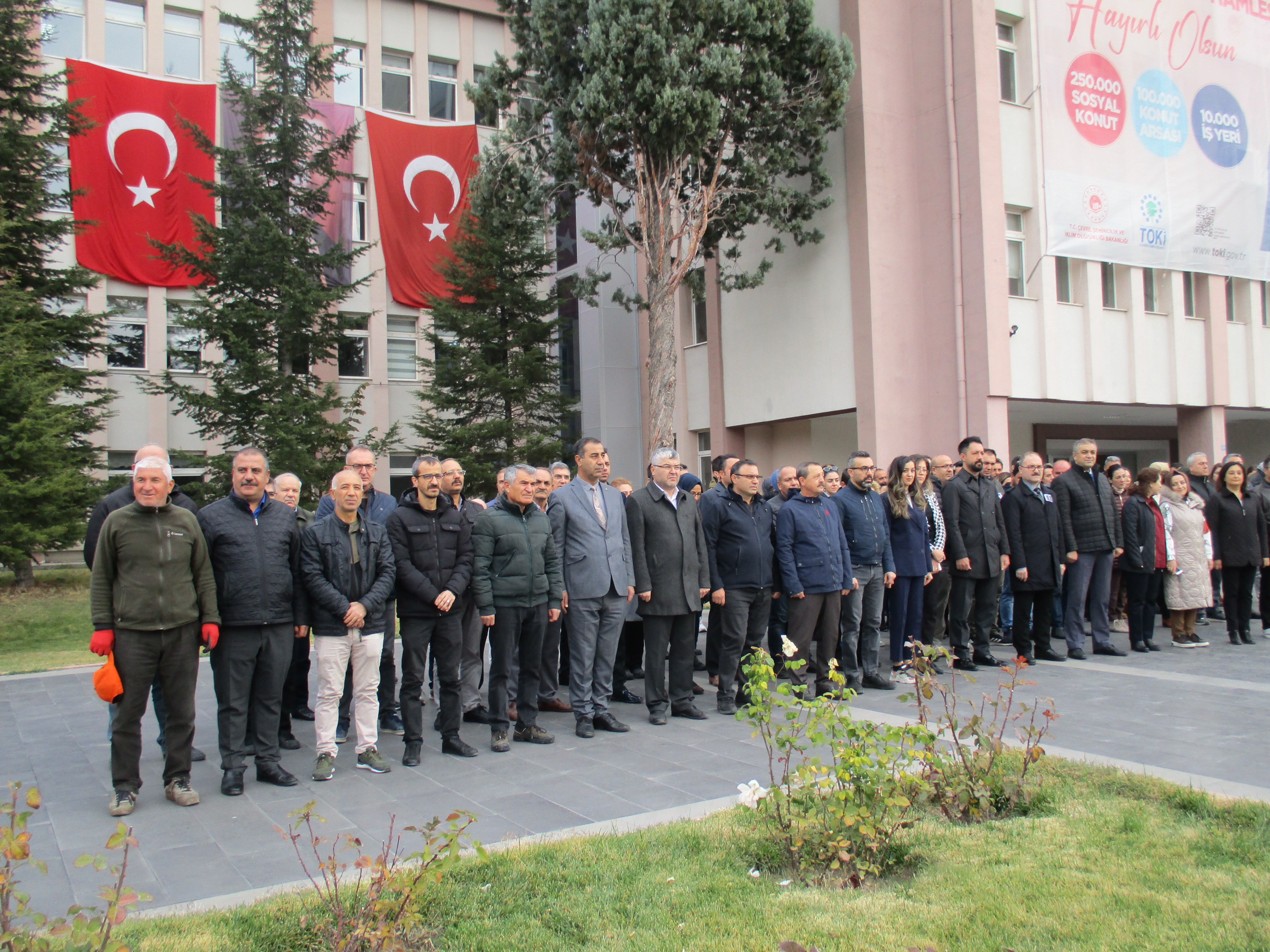 EBEDİYETE UĞURLANIŞININ 84. YILINDA ATA’MIZI  ANIYORUZ