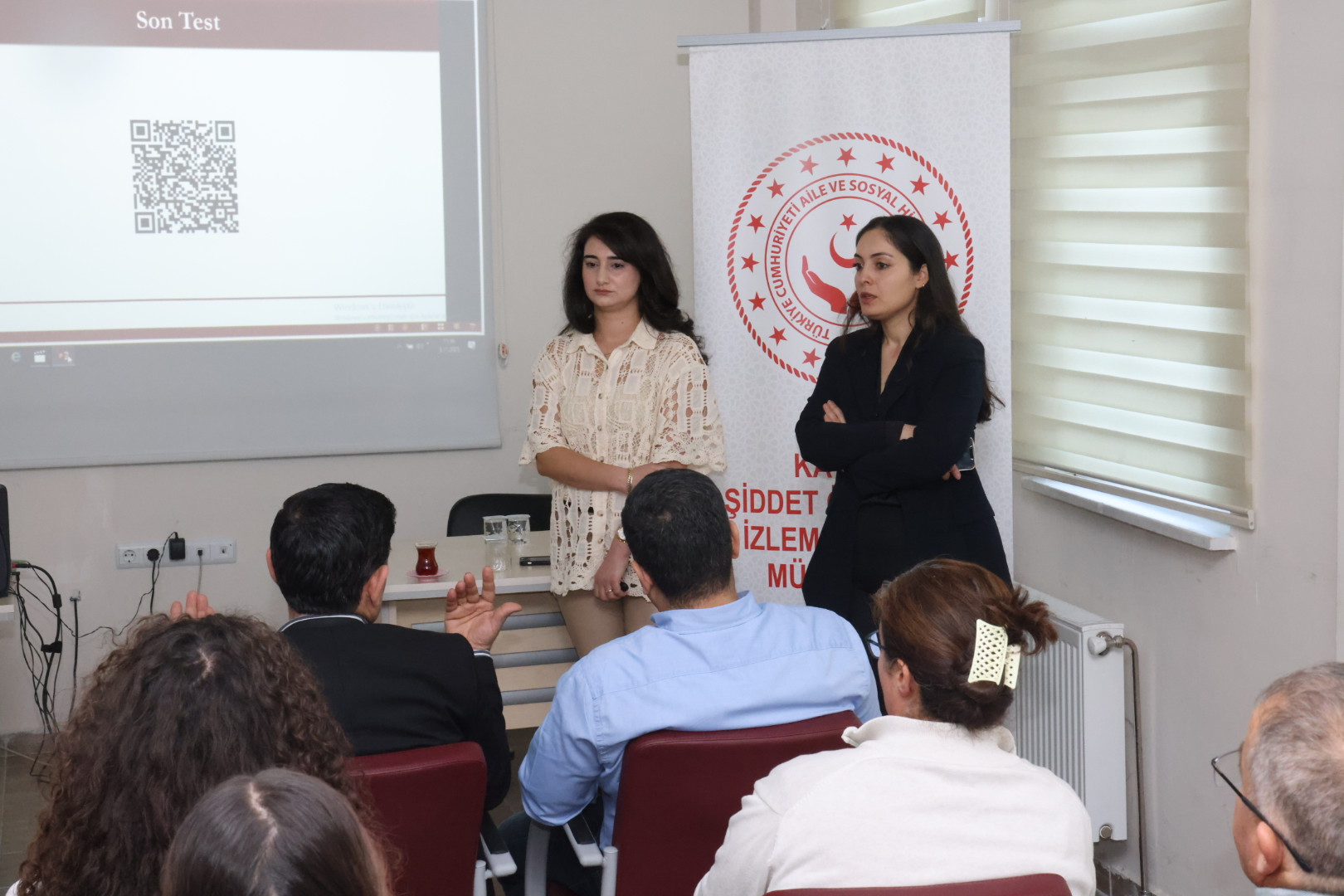 KADINA YÖNELİK ŞİDDET SEMİNERİ DÜZENLENDİ